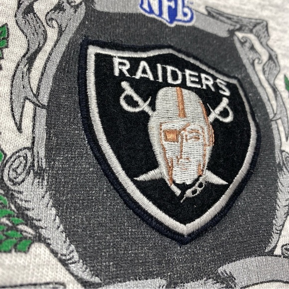 Vintage Nutmeg Mills NFL Raiders Sweatshirt Size Large - Picture 4 of 15